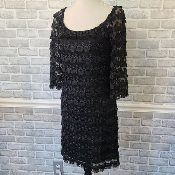 Trina Turk Black Lace Tiered Shift Dress Glam Goth Cocktail Lined Party Whimsey - Picture 3 of 9